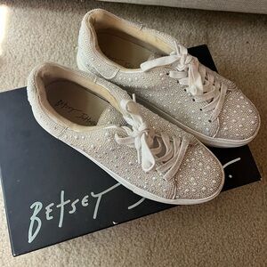 Betsey Johnson Sidny Ivory Sneakers